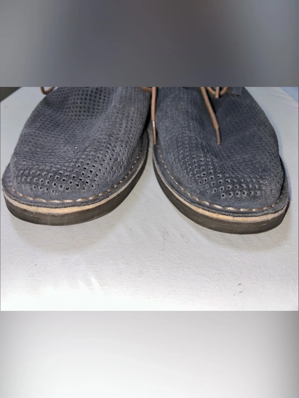 Kenneth Cole Reaction Desert Hill Gray Perforated Suede Chukka Boots